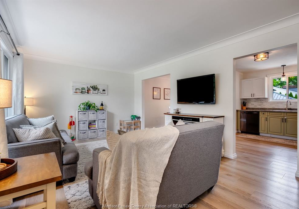 4399-ashfield-crescent-windsor-ontario-26013665