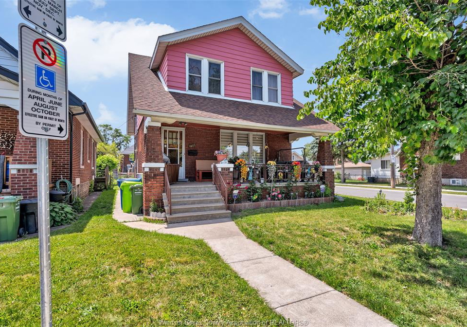 1407-hall-windsor-ontario-26013688