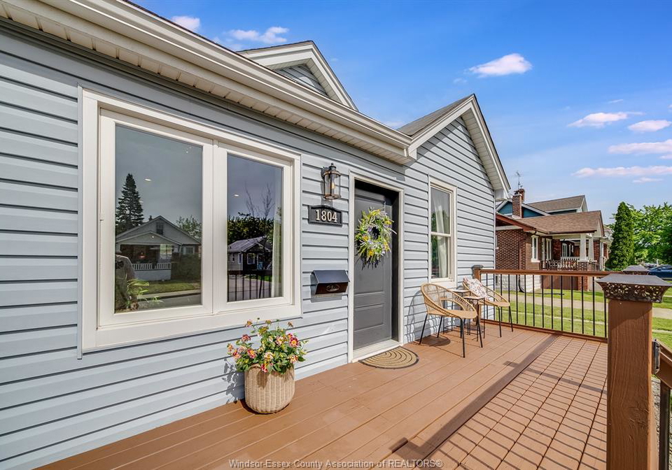 1804-hall-avenue-windsor-ontario-26013689