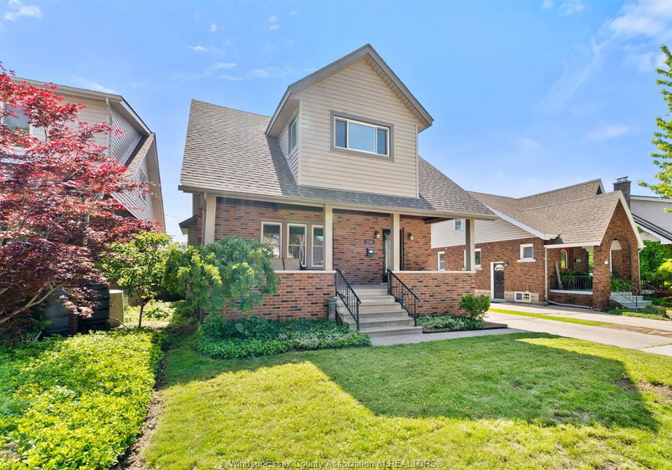 2347-windermere-road-windsor-ontario-26013696