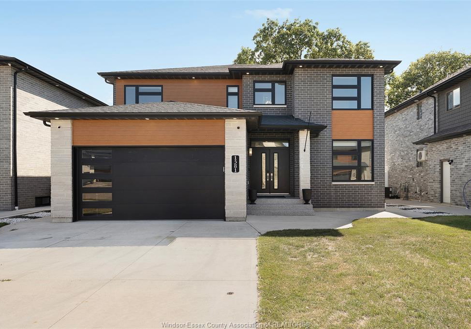 1581-rockport-windsor-ontario-26013701