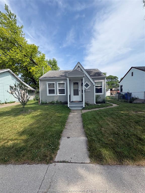 3425-harris-windsor-ontario-26013716