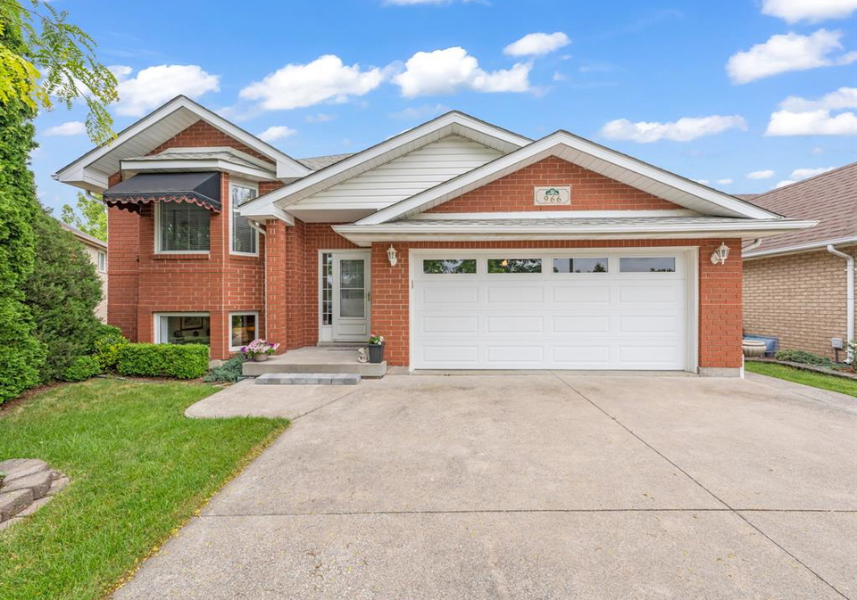 966-fielding-court-windsor-ontario-26013719