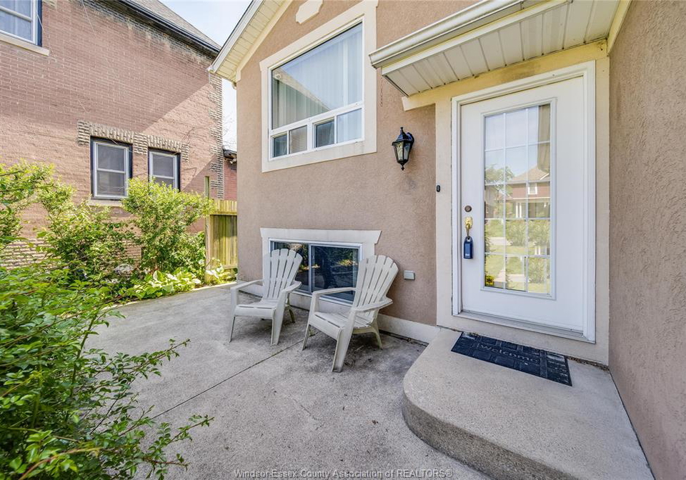 185-elm-avenue-windsor-ontario-26013731