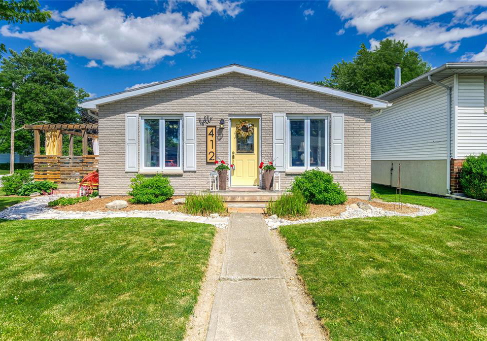 412-first-avenue-petrolia-ontario-26013750