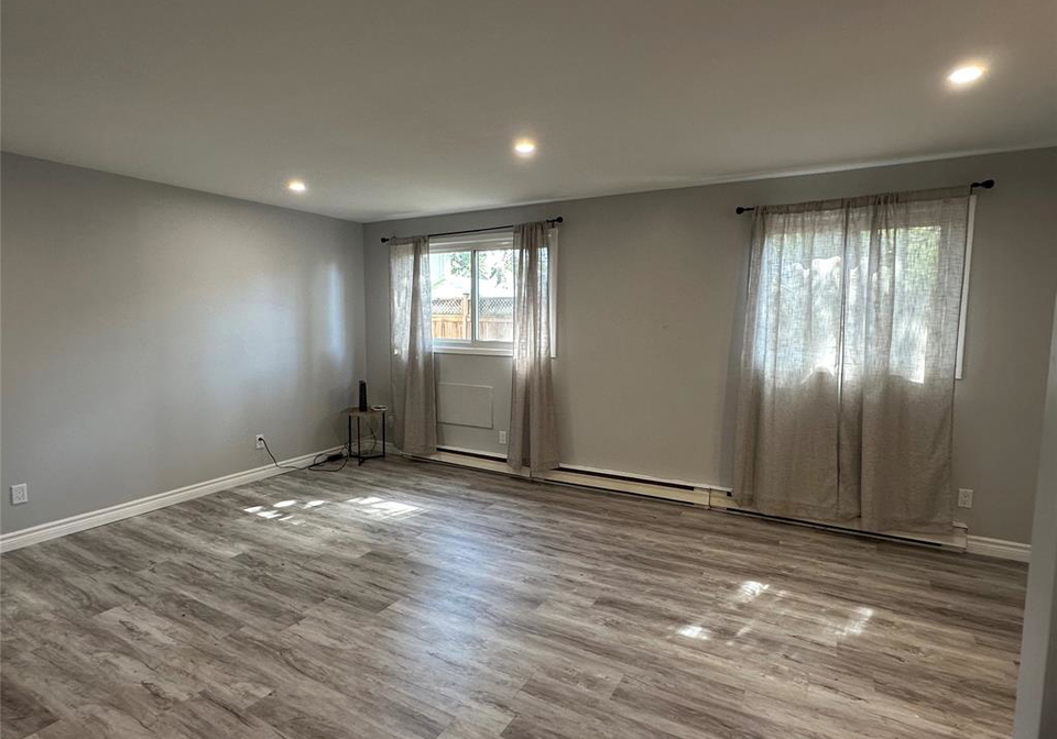 222-st-clair-street-chatham-ontario-26013757