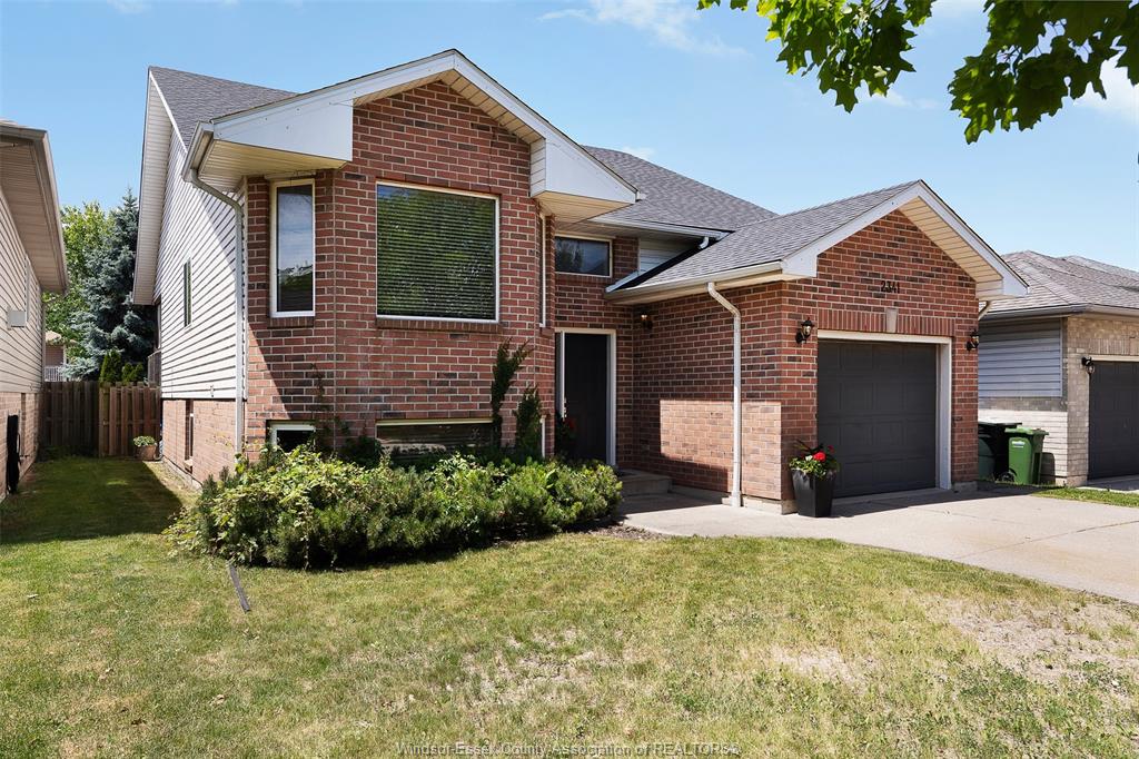 2341-radcliff-windsor-ontario-26013759