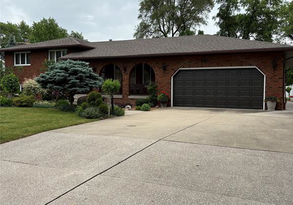 781-bedford-windsor-ontario-26013768