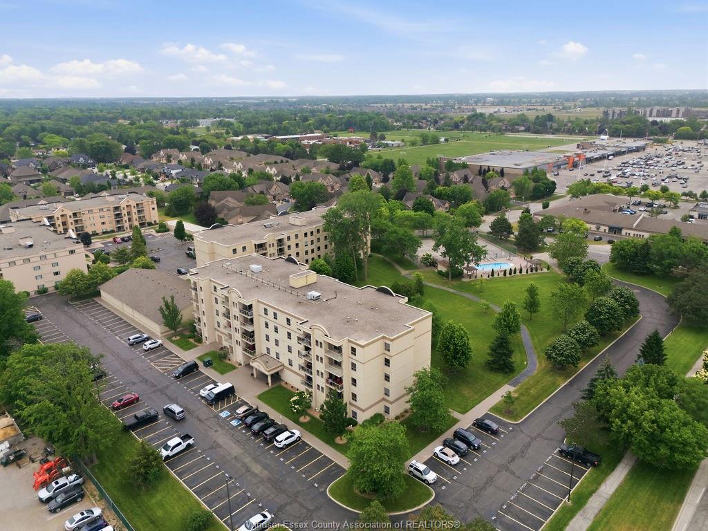 325-village-grove-tecumseh-ontario-26013774
