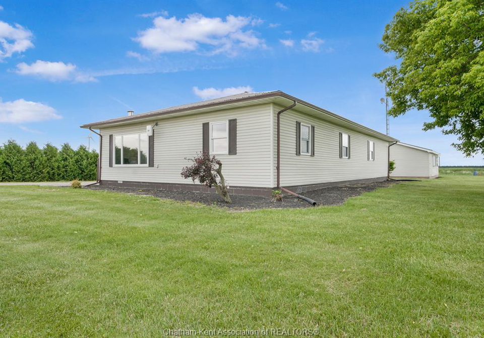 26334-prince-albert-road-chatham-kent-ontario-26013775