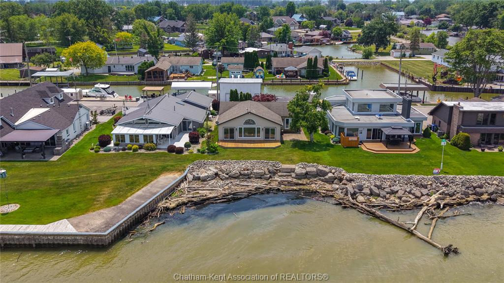 19060-peninsula-street-lighthouse-cove-ontario-26013788