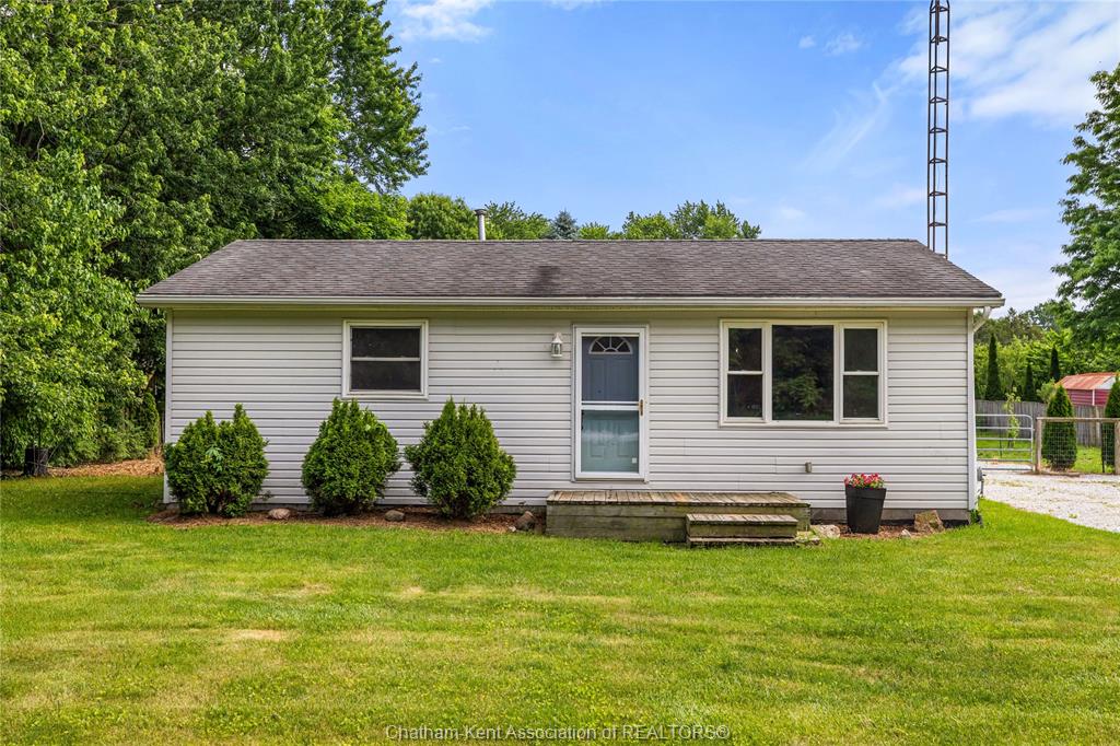 13320-base-line-thamesville-ontario-26013791