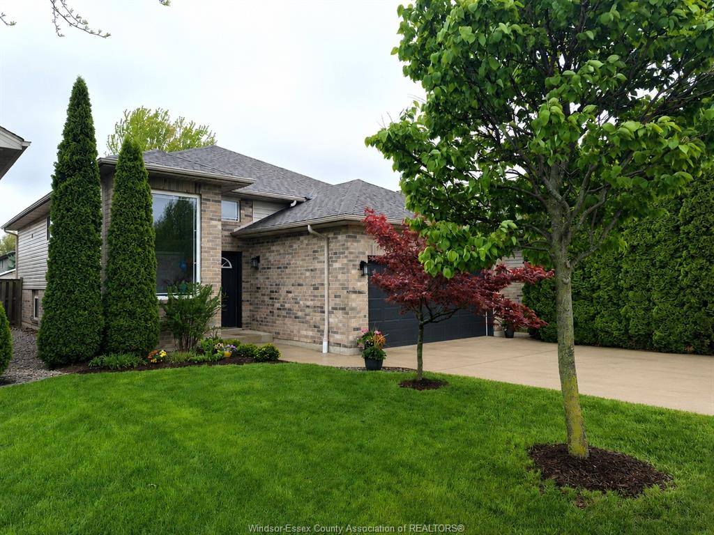 2514-duneshill-avenue-windsor-ontario-26013798