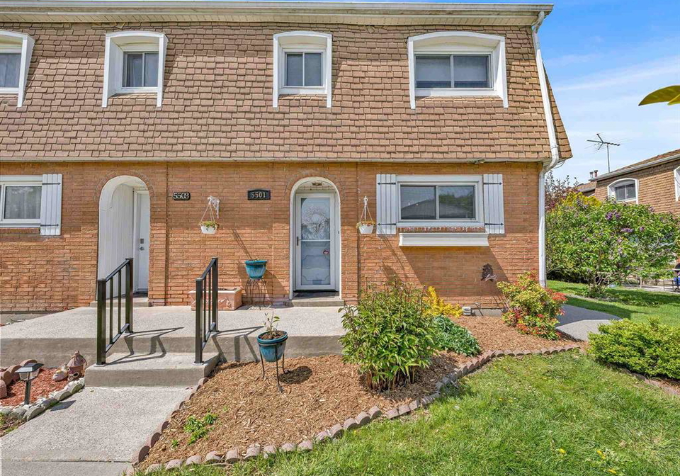 5501-empress-street-windsor-ontario-26013799