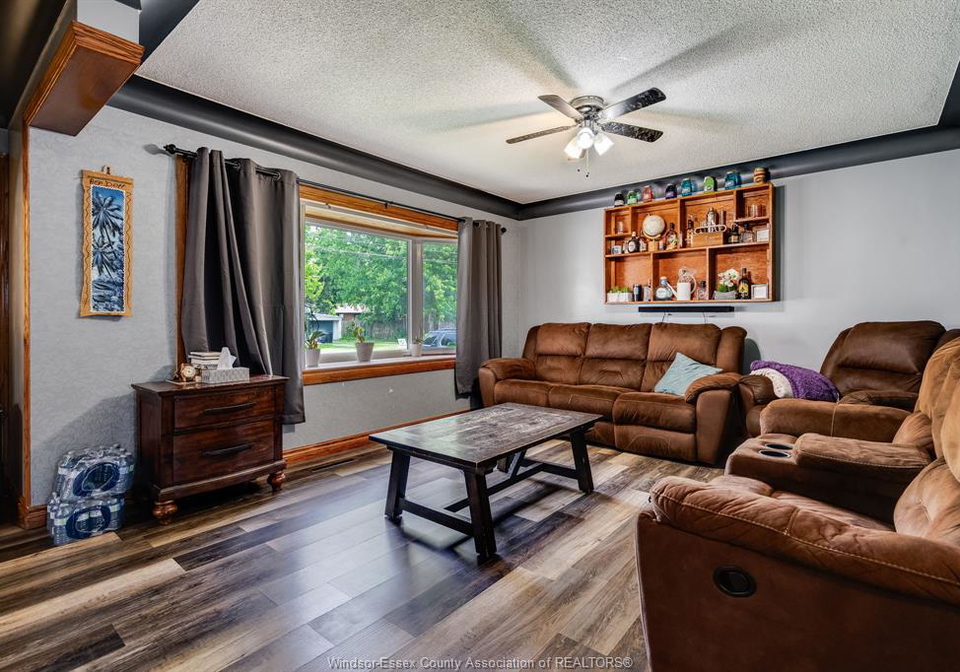 72-hodgins-street-leamington-ontario-26013815