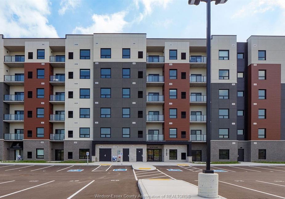 4785-walker-road-windsor-ontario-26013837