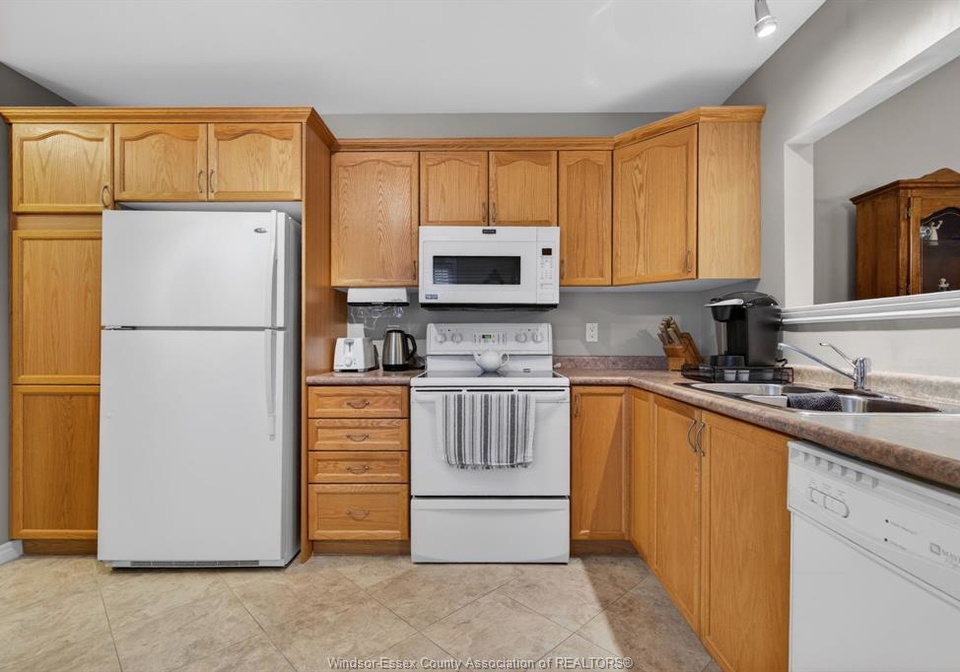 5-leonard-drive-kingsville-ontario-26013841