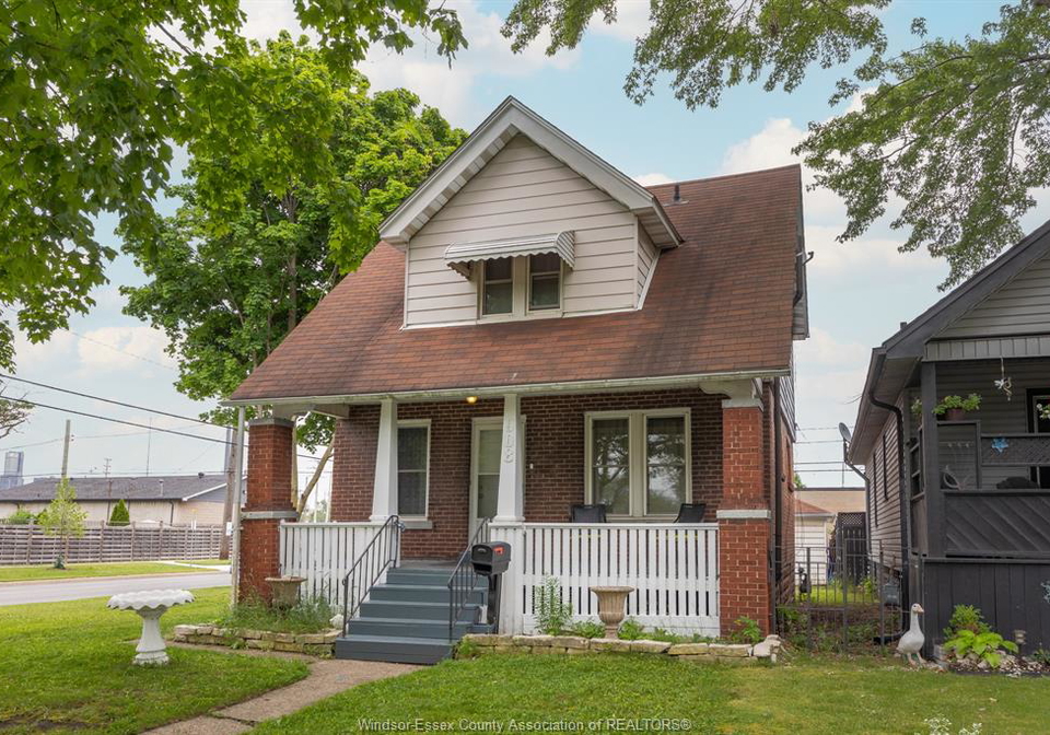 908-oak-street-windsor-ontario-26013858