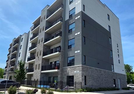 3290-stella-crescent-windsor-ontario-26013870