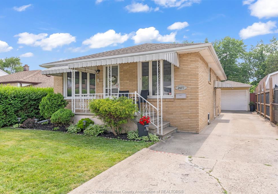 2471-chandler-road-windsor-ontario-26013898