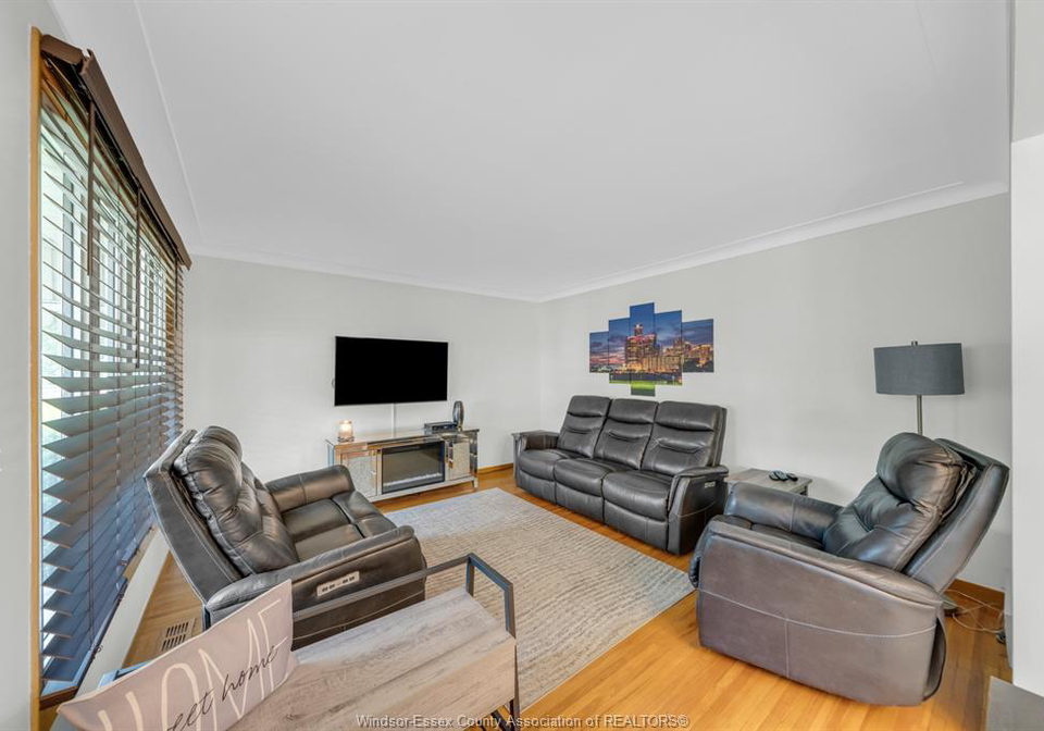 2471-chandler-road-windsor-ontario-26013898