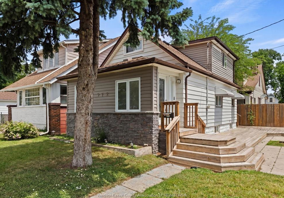 972-wellington-avenue-windsor-ontario-26013902