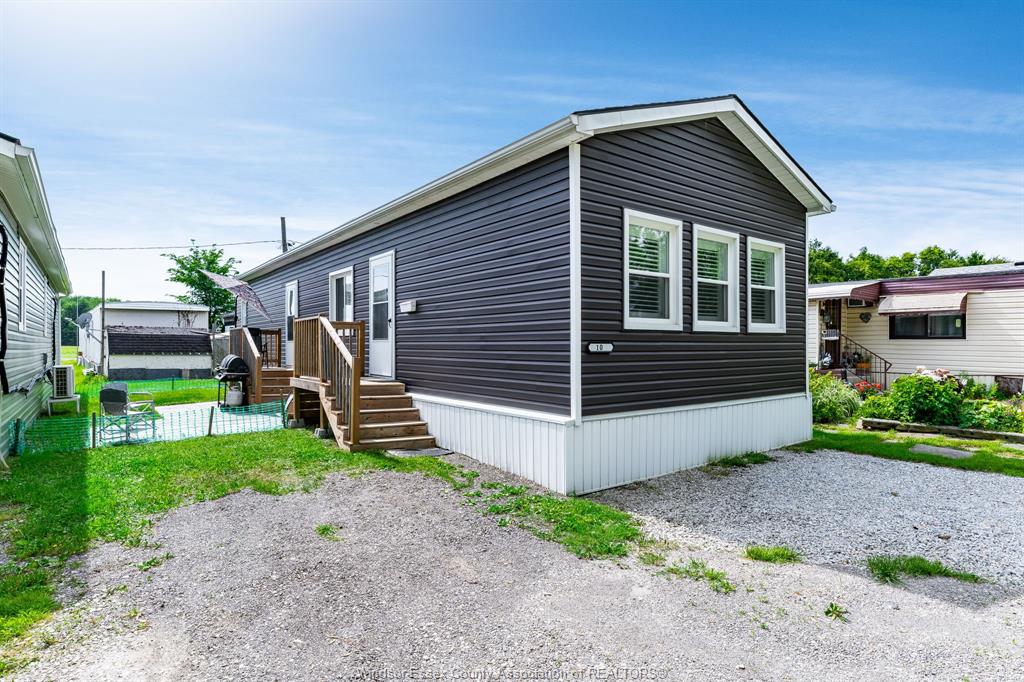 11408-county-road-46-10-comber-ontario-26013910