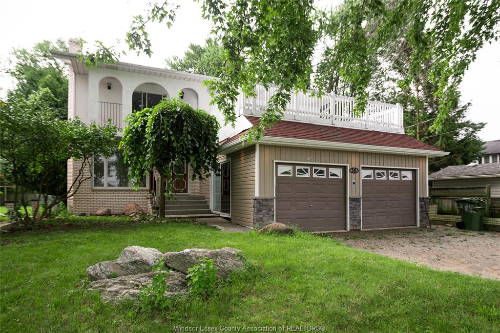 16-eugenie-chatham-ontario-26013935