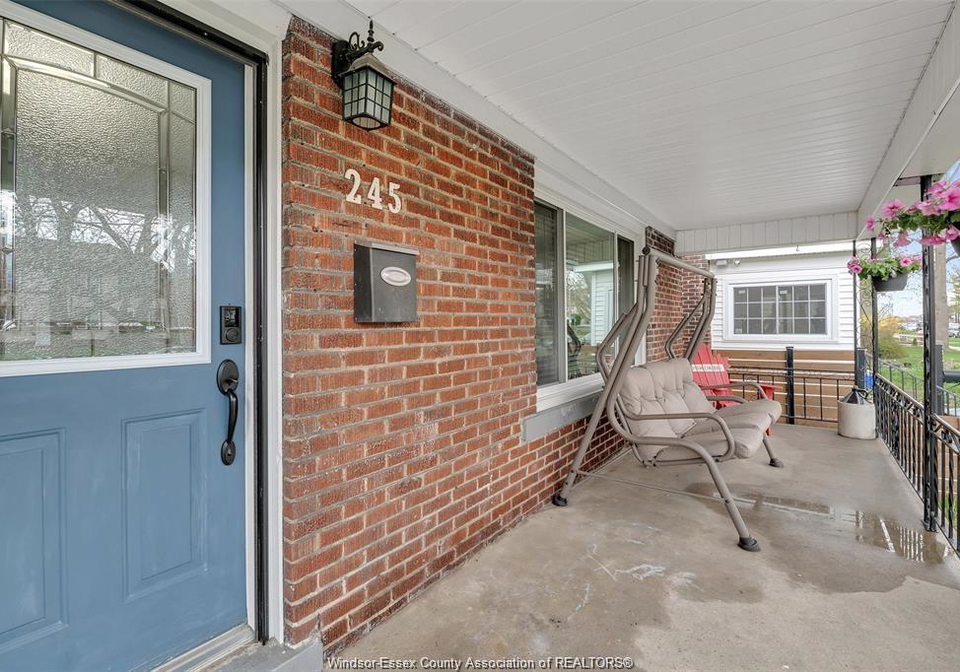 245-cameron-windsor-ontario-26013938