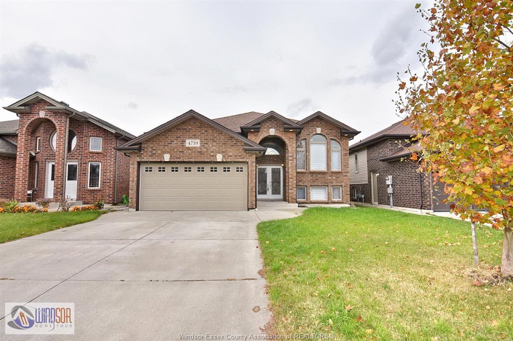 4579-periwinkle-crescent-windsor-ontario-26013940