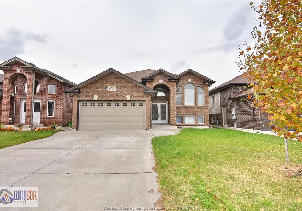 4579-periwinkle-crescent-windsor-ontario-26013940