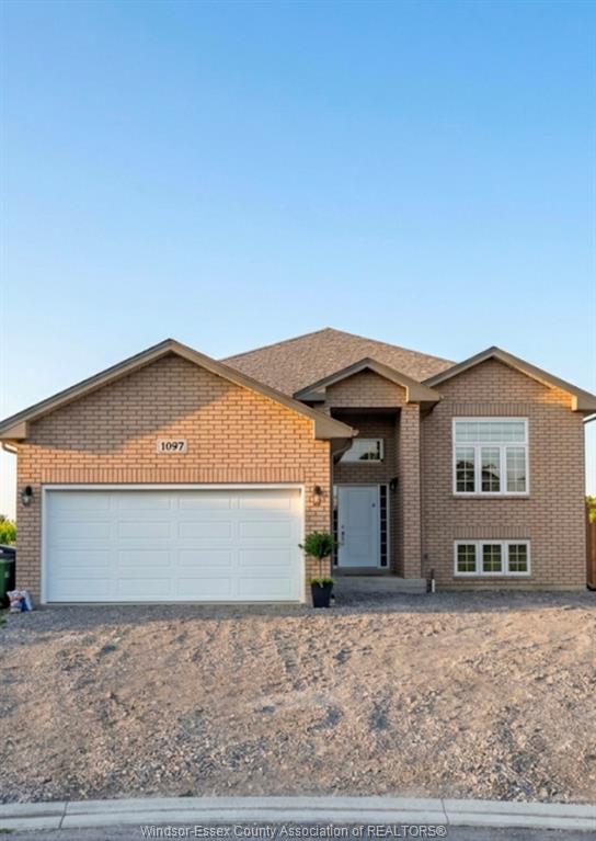 1097-aspen-ridge-crescent-lakeshore-ontario-26013943