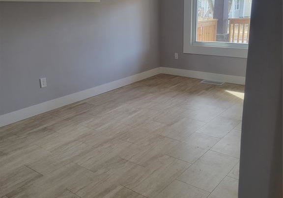 1524-lincoln-windsor-ontario-26013978