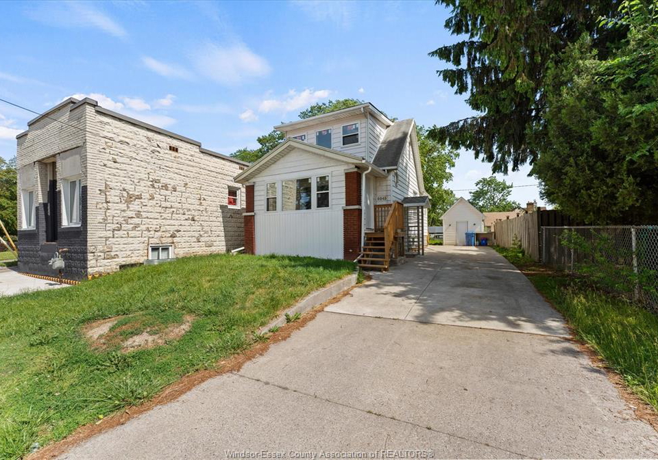 6045-wyandotte-street-east-windsor-ontario-26013980