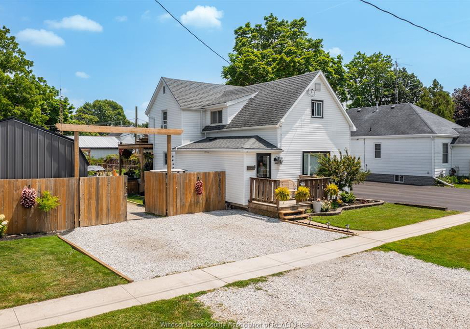 31-forhan-street-wallaceburg-ontario-26013984