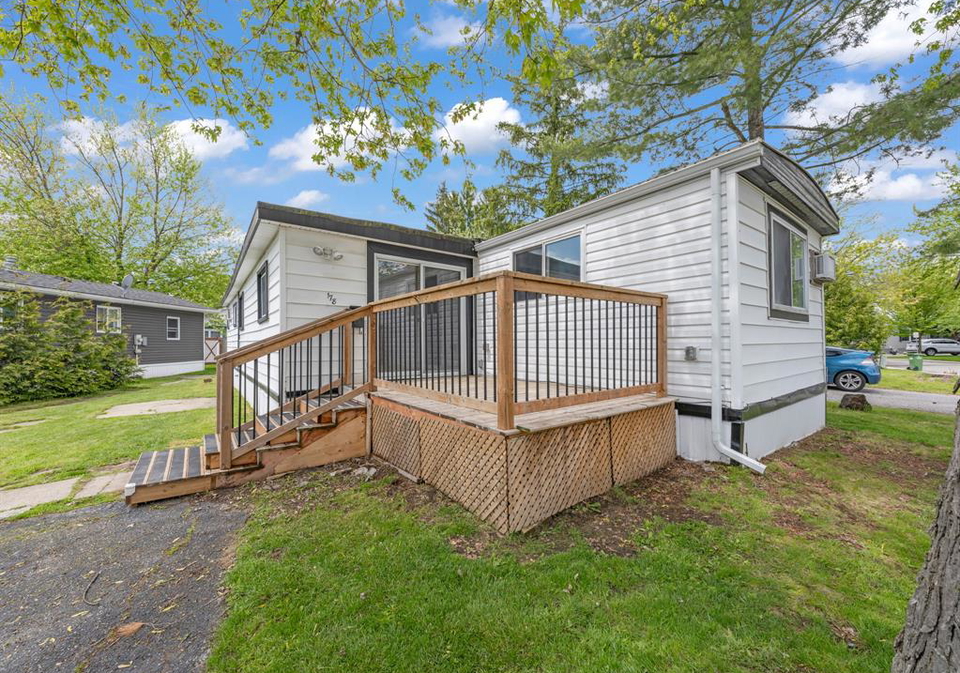 178-neil-court-essex-ontario-26013985