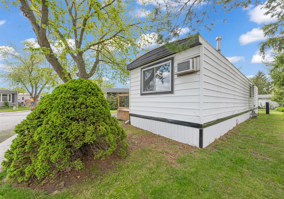 178-neil-court-essex-ontario-26013985