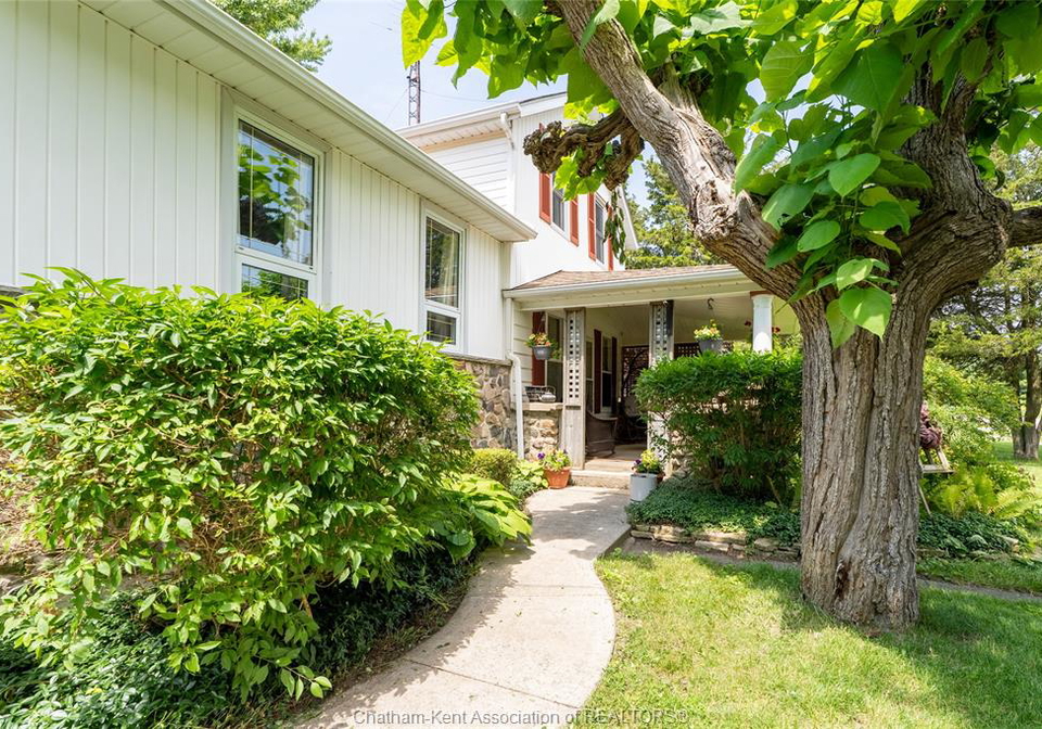 20852-mull-road-blenheim-ontario-26014005