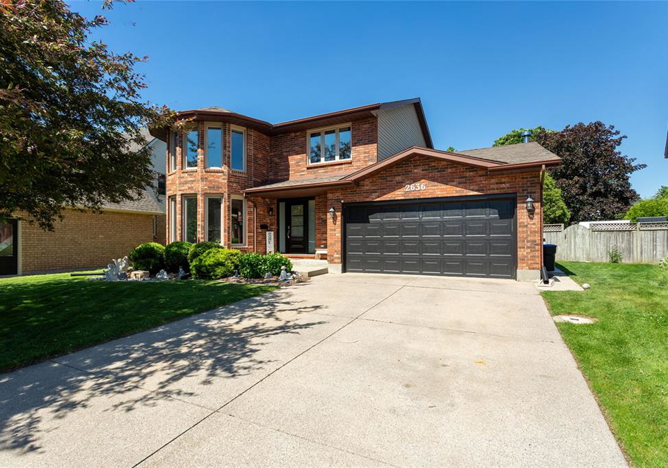 2636-stoneridge-court-sarnia-ontario-26014014