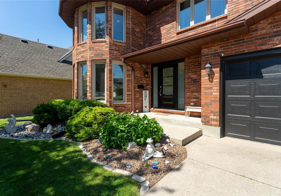 2636-stoneridge-court-sarnia-ontario-26014014