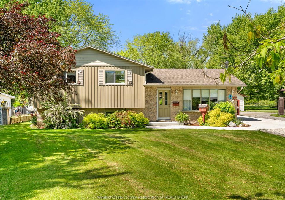 21200-pier-road-wheatley-ontario-26014016