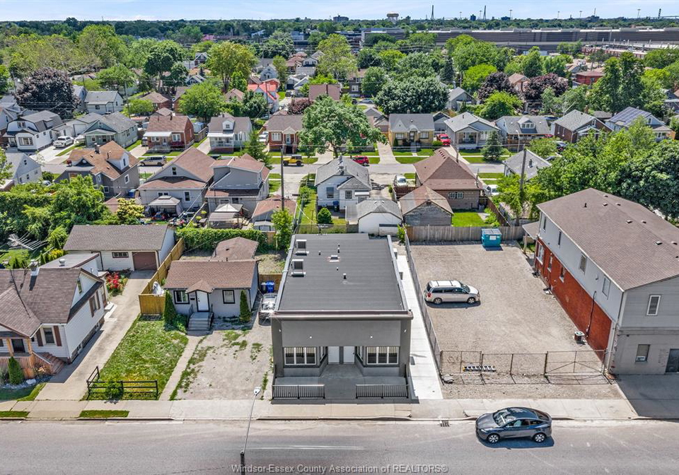 1657-59-drouillard-road-windsor-ontario-26014027