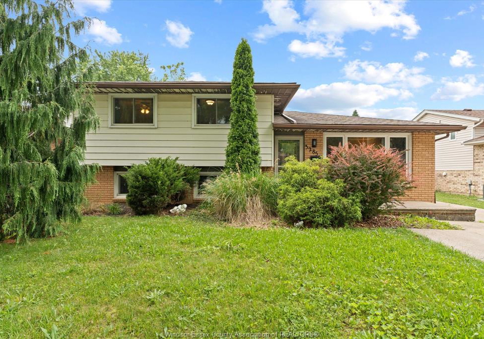 3285-rosebriar-road-windsor-ontario-26014040