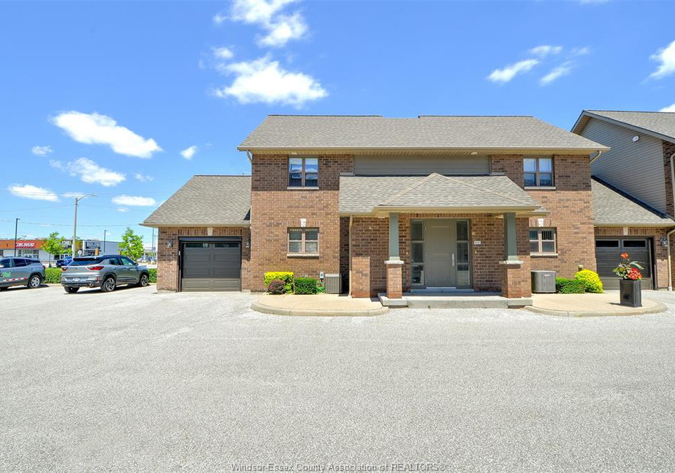 8475-wyandotte-street-east-windsor-ontario-26014042