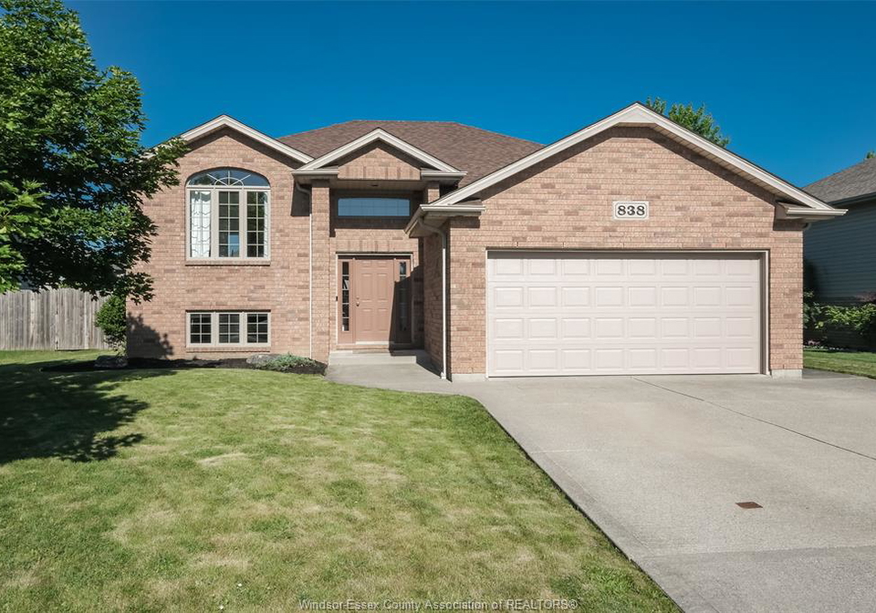 838-southwood-drive-lakeshore-ontario-26014043