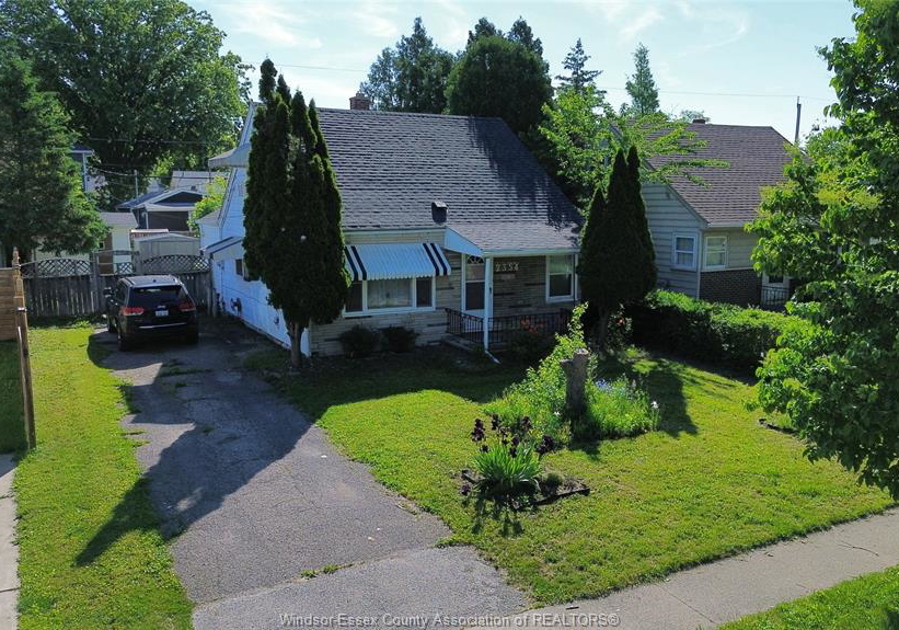 2354-highland-avenue-windsor-ontario-26014044