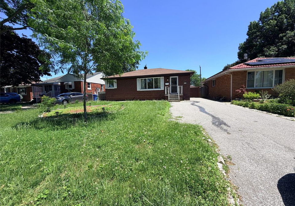 3825-poplar-windsor-ontario-26014046
