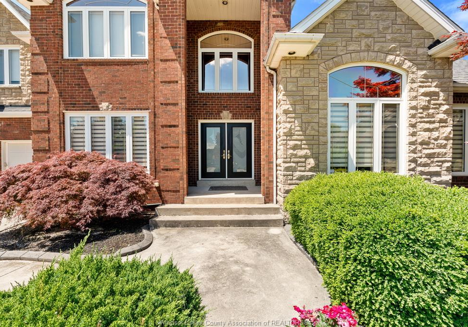 696-george-kennedy-way-lakeshore-ontario-26014052