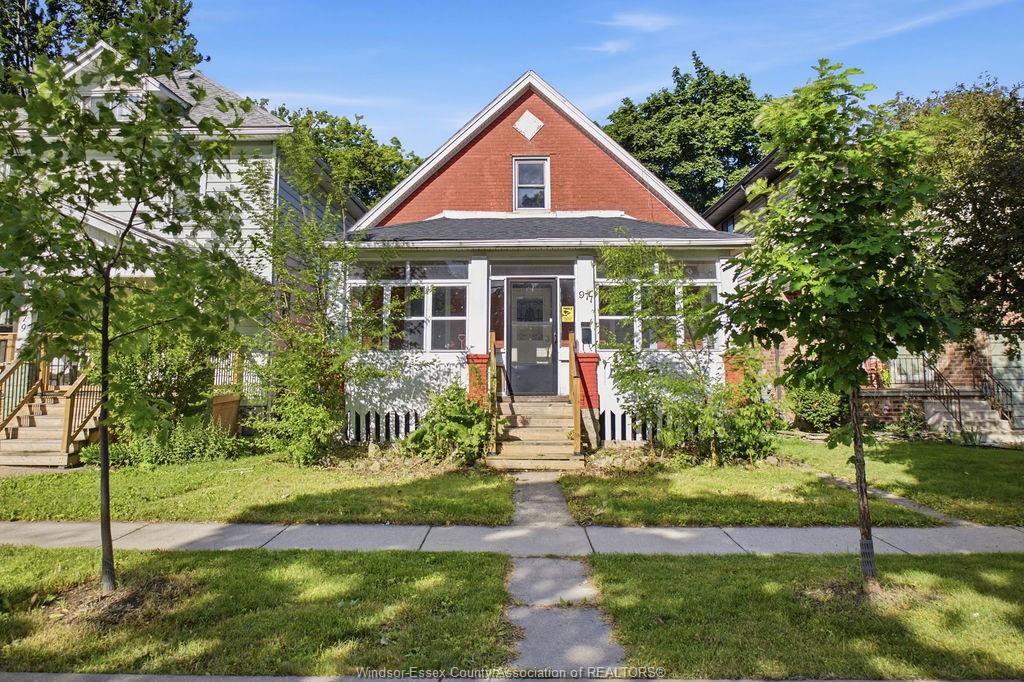 977-gladstone-windsor-ontario-26014082