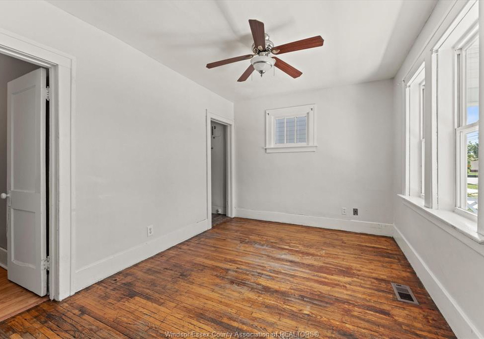 3286-riberdy-road-windsor-ontario-26014086